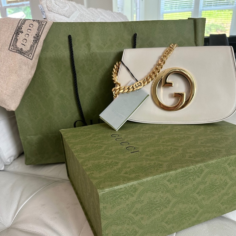 Gorgeous authentic Gucci Blondie bag like new!!!